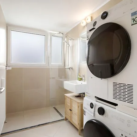 Appartement Geschaeftsreisetraum Mit 6 Betten *