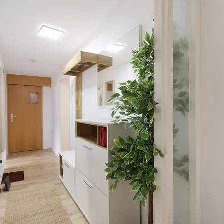 Geschaeftsreisetraum Mit 6 Betten *